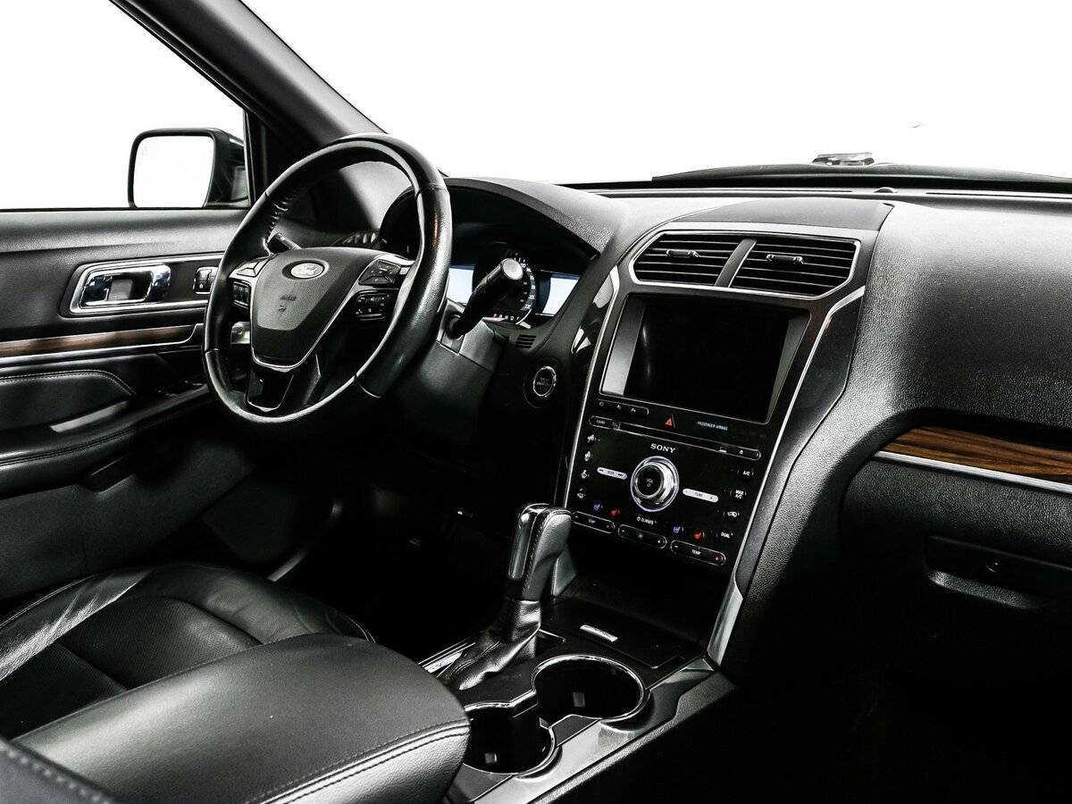 Купить Ford Explorer, 2017, 97 591 км.. Фото: #8