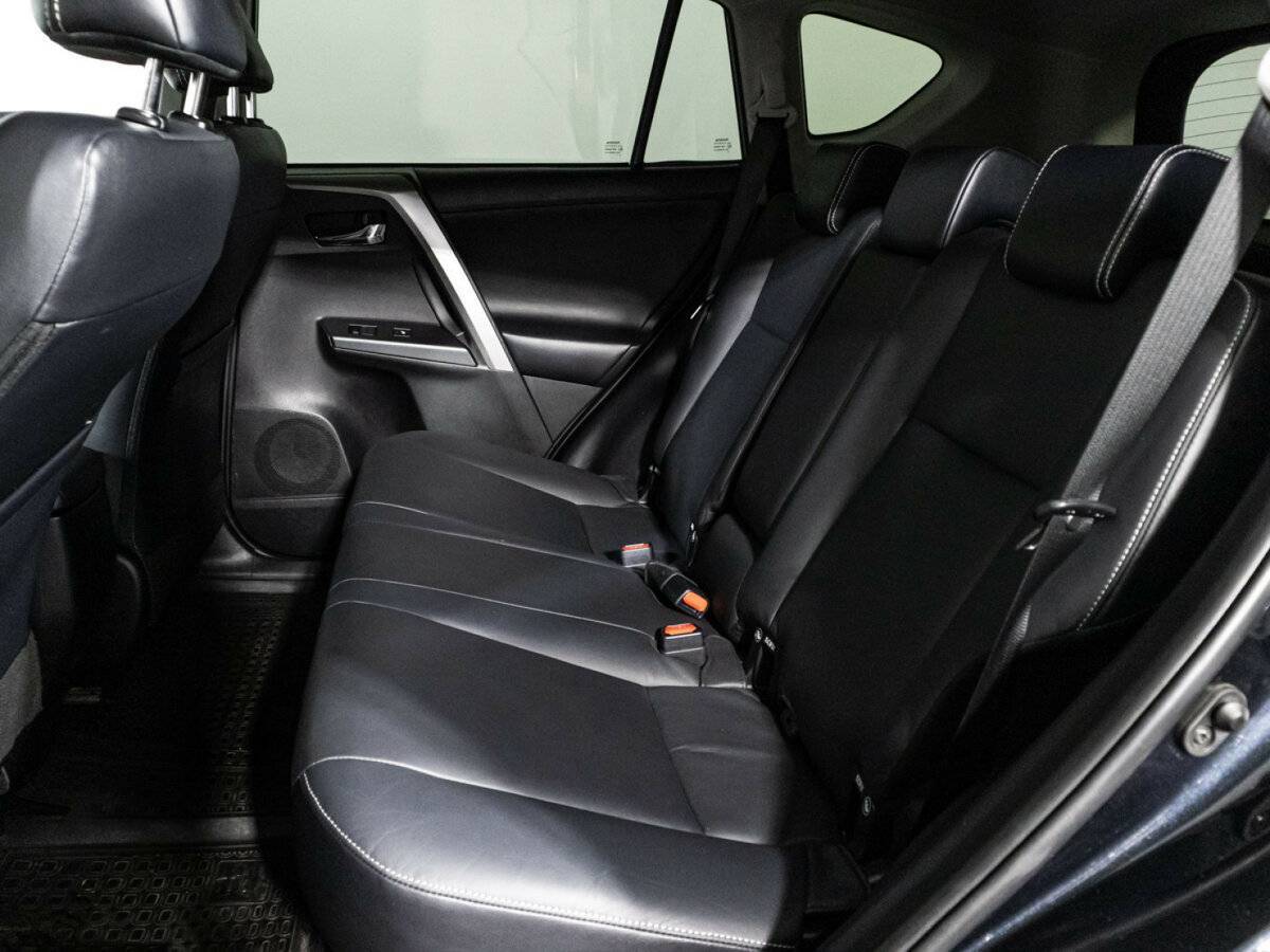 Купить Toyota RAV4, 2017, 92 440 км.. Фото: #9