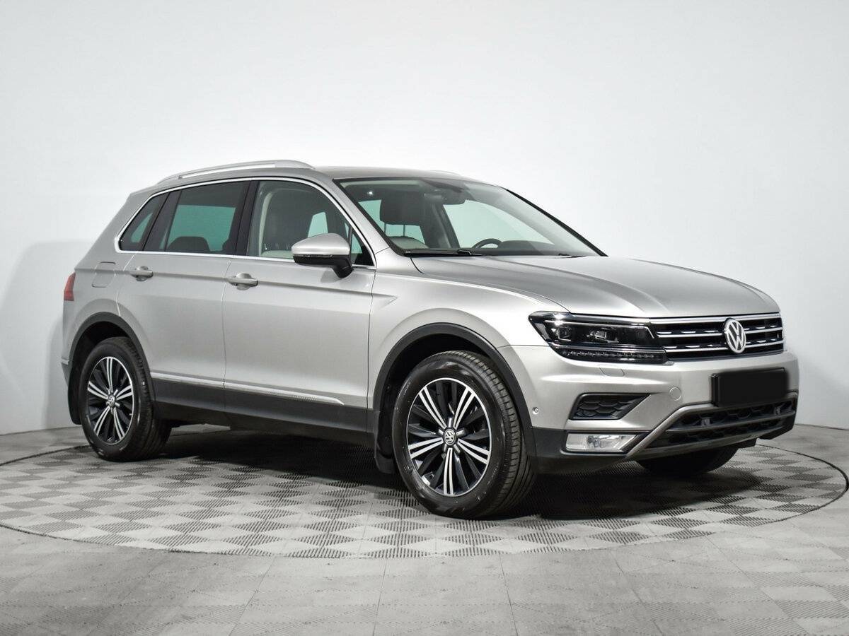 Купить Volkswagen Tiguan, 2017, 124 553 км.. Фото: #2
