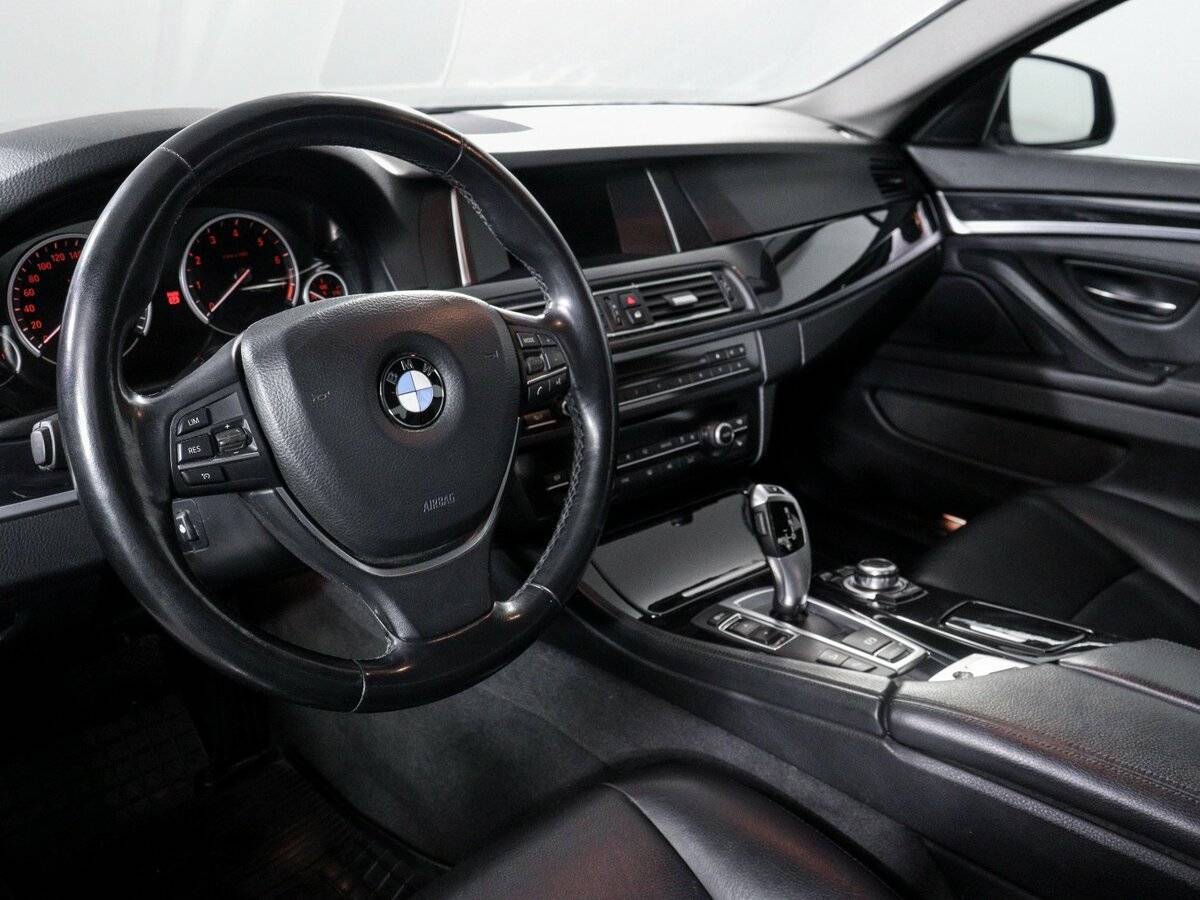 Купить BMW 5 серии, 2014, 113 354 км.. Фото: #8