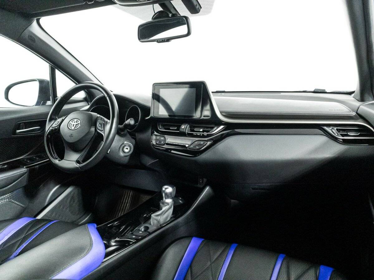 Купить Toyota C-HR, 2019, 78 486 км.. Фото: #8