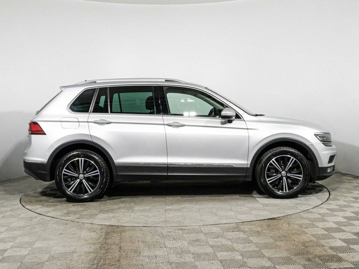 Купить Volkswagen Tiguan, 2018, 136 888 км.. Фото: #3
