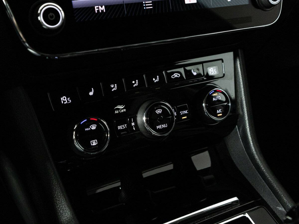 Купить Skoda Superb, 2018, 97 607 км.. Фото: #16