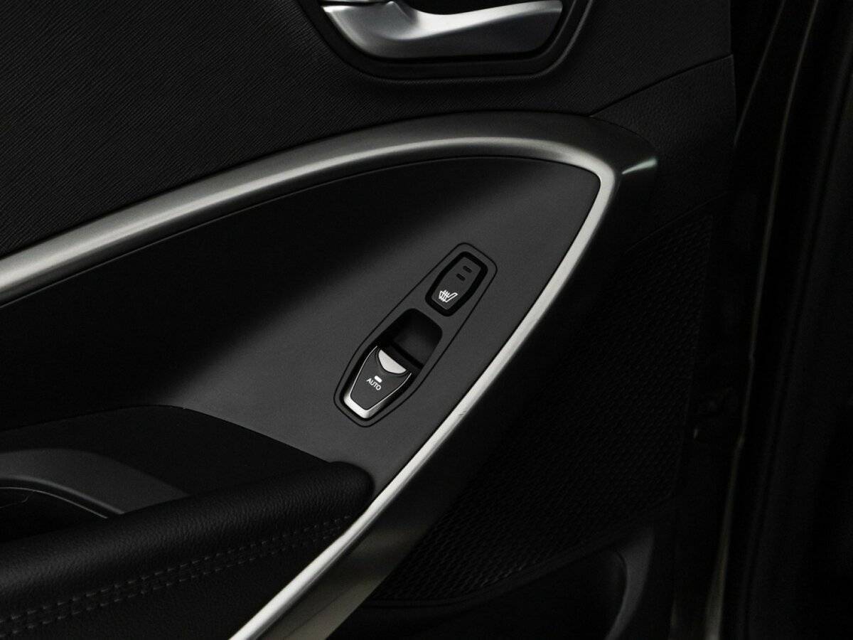 Купить Hyundai Santa Fe, 2017, 121 847 км.. Фото: #18