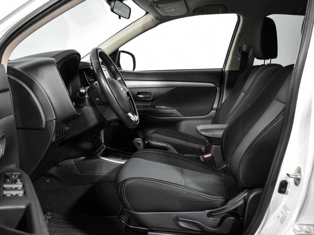 Купить Mitsubishi Outlander, 2018, 69 473 км.. Фото: #11