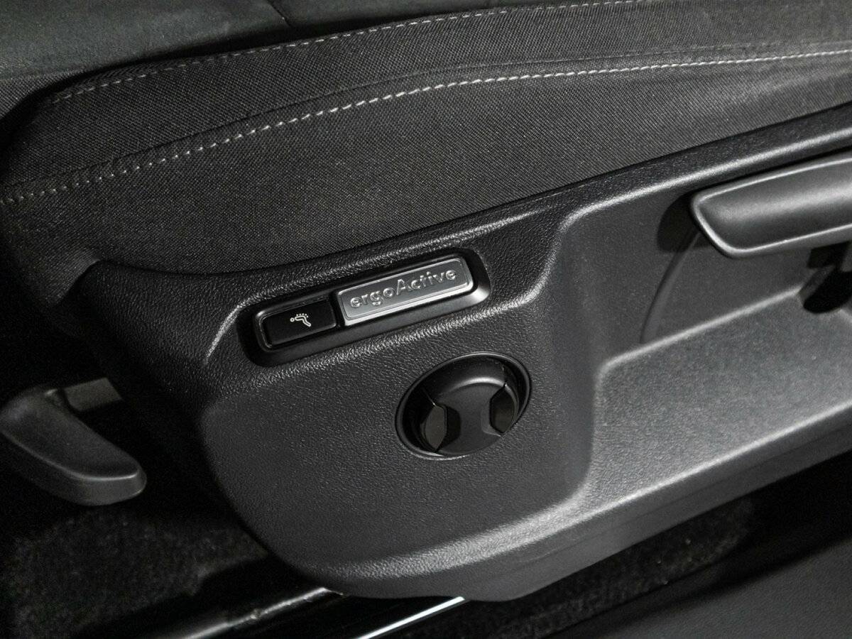 Купить Volkswagen Tiguan, 2018, 121 558 км.. Фото: #17