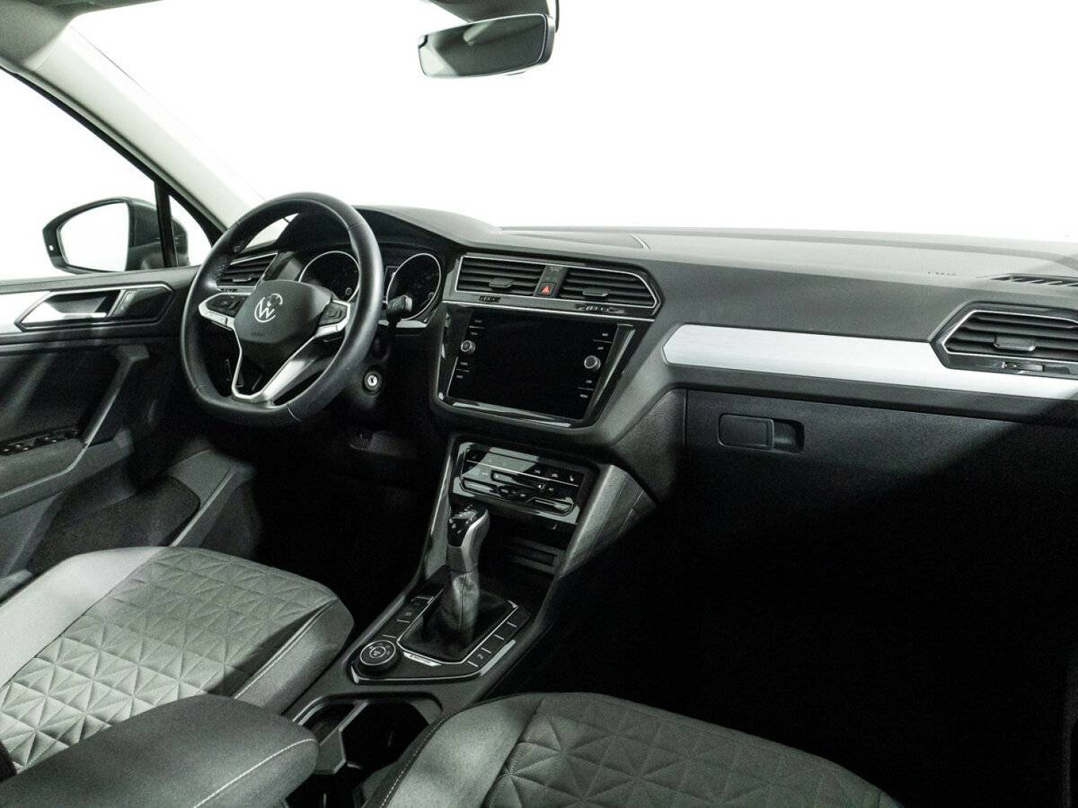 Купить Volkswagen Tiguan, 2021, 32 792 км.. Фото: #8