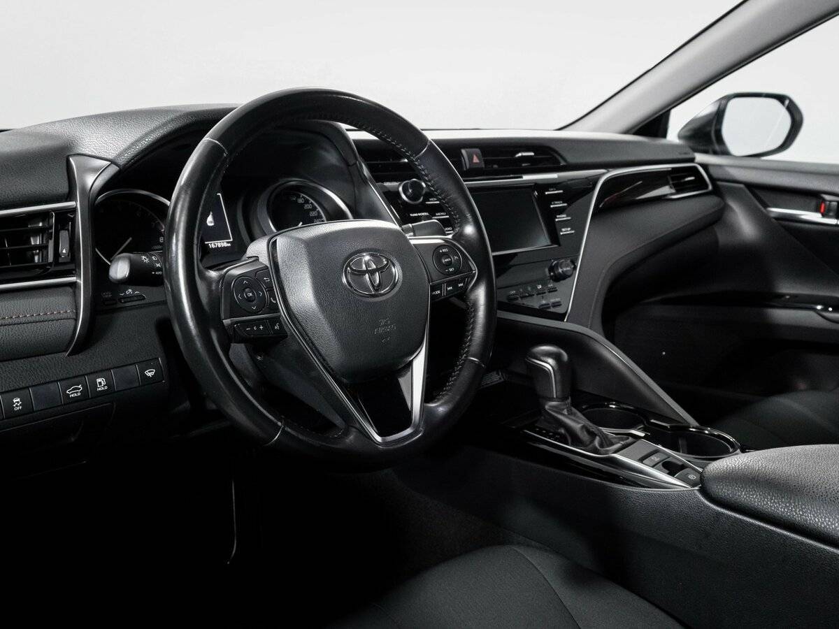 Купить Toyota Camry, 2019, 167 896 км.. Фото: #13