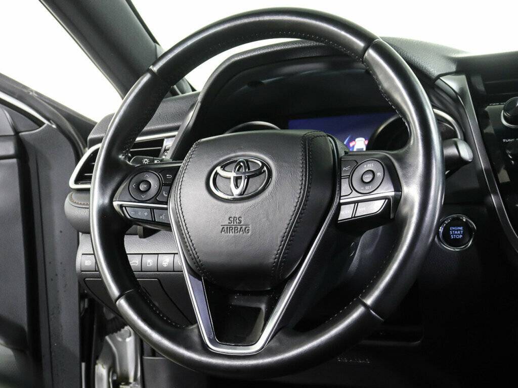 Купить Toyota Camry, 2018, 100 348 км.. Фото: #15