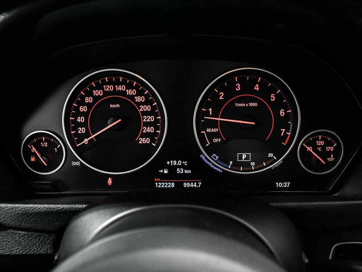 Купить BMW 3 серии, 2016, 122 000 км.. Фото: #9