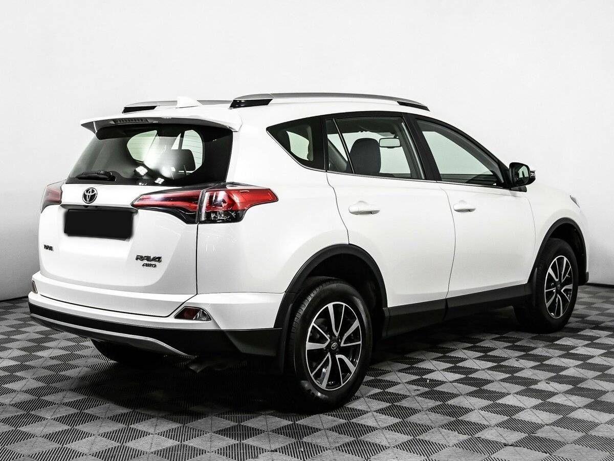 Купить Toyota RAV4, 2017, 118 617 км.. Фото: #4
