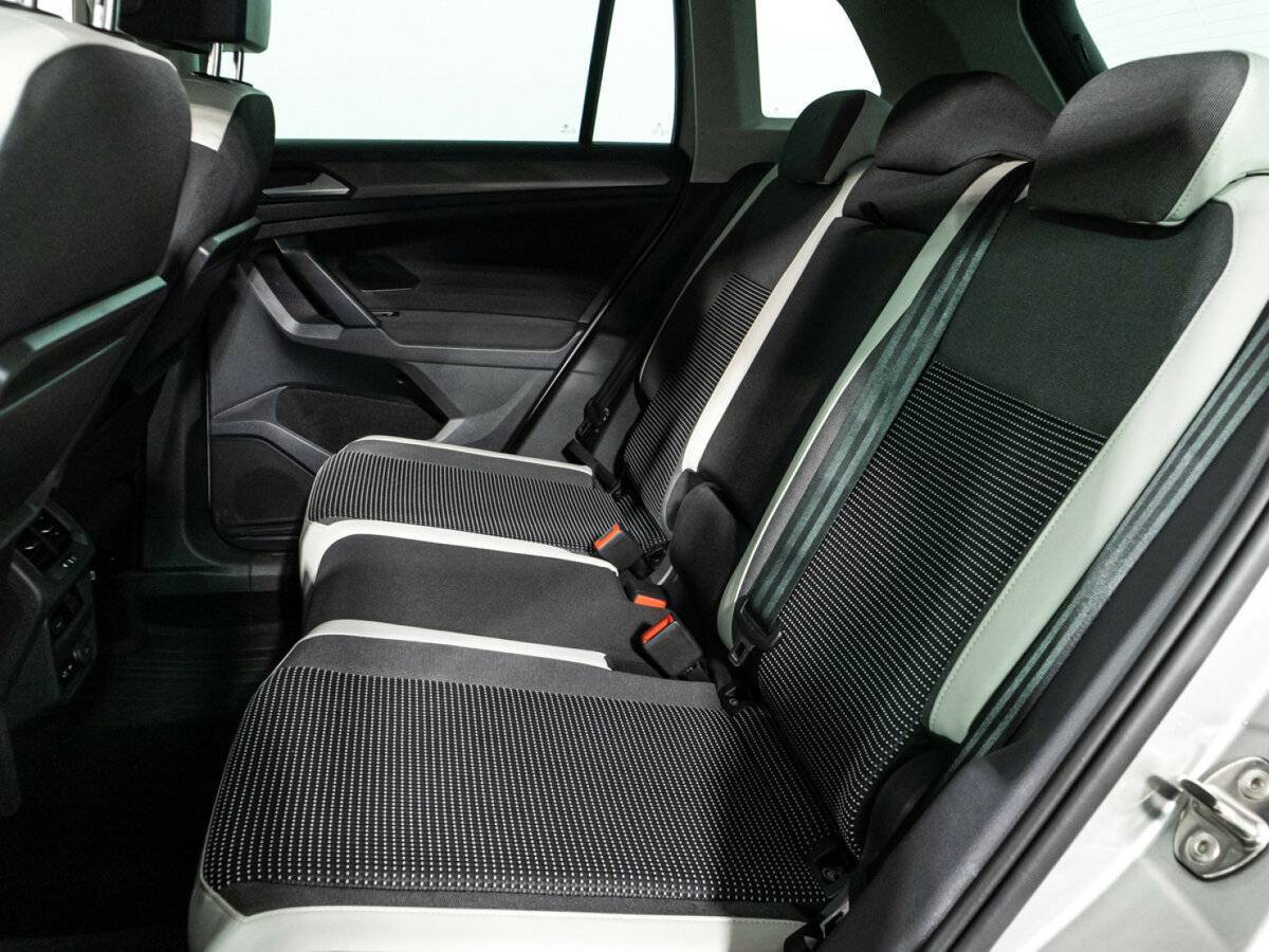 Купить Volkswagen Tiguan, 2019, 110 138 км.. Фото: #9