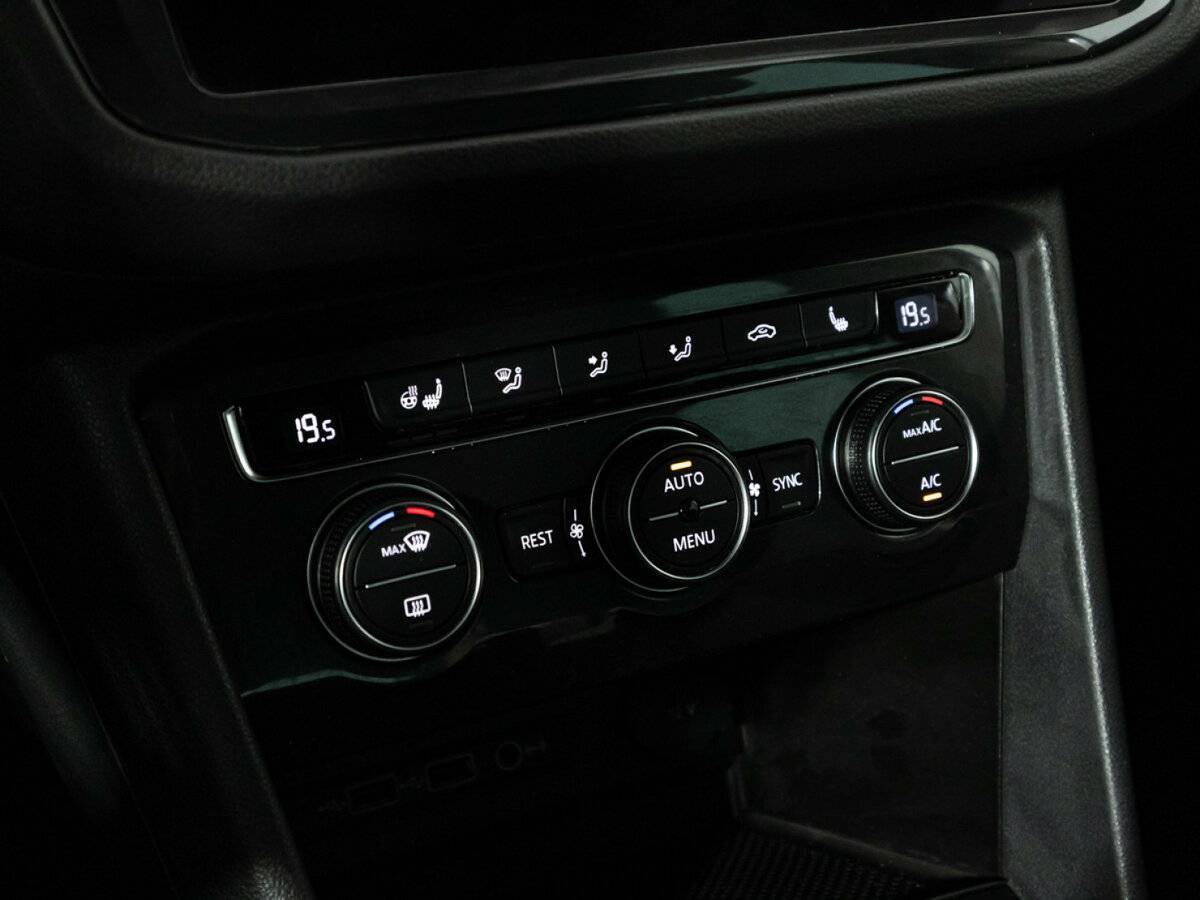 Купить Volkswagen Tiguan, 2019, 110 138 км.. Фото: #18