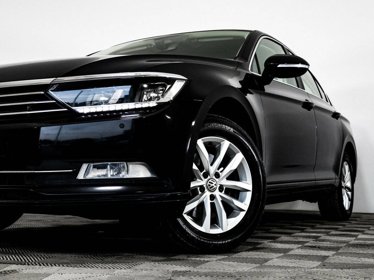 Купить Volkswagen Passat, 2018, 107 332 км.. Фото: #1