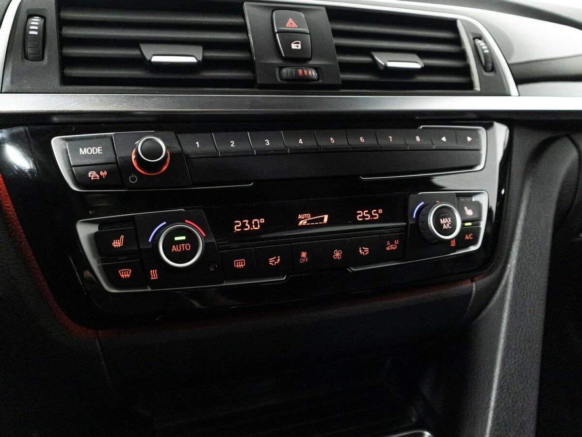 Купить BMW 3 серии, 2018, 105 854 км.. Фото: #14