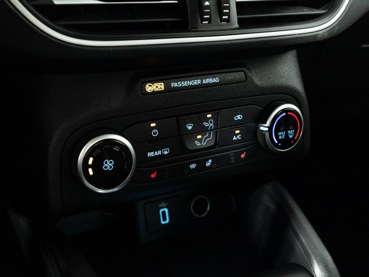 Купить Форд Фокус, 2019, 150 541 км.. Фото: #17