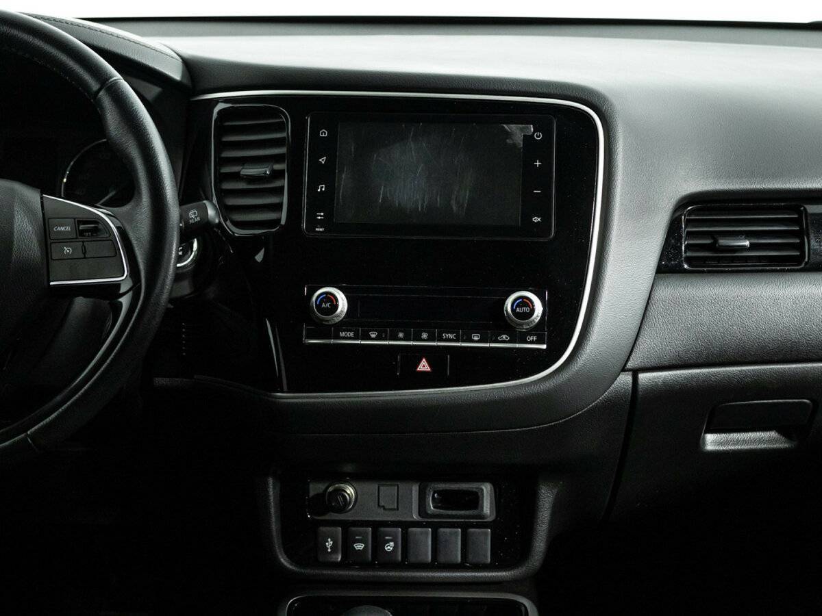 Купить Mitsubishi Outlander, 2021, 104 950 км.. Фото: #13