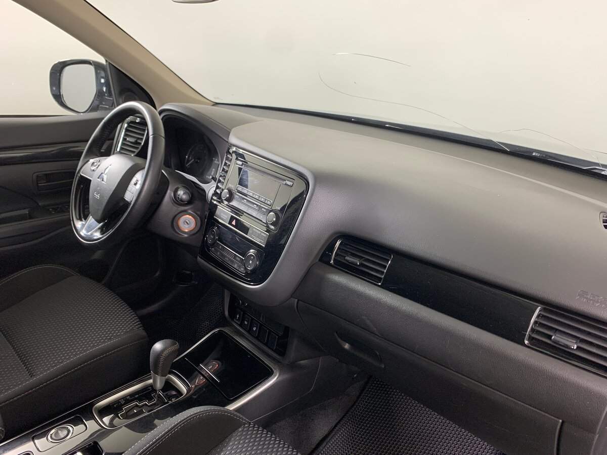 Купить Mitsubishi Outlander, 2019, 74 846 км.. Фото: #12