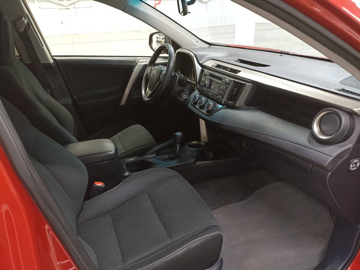 Купить Toyota RAV4, 2014, 81 932 км.. Фото: #10