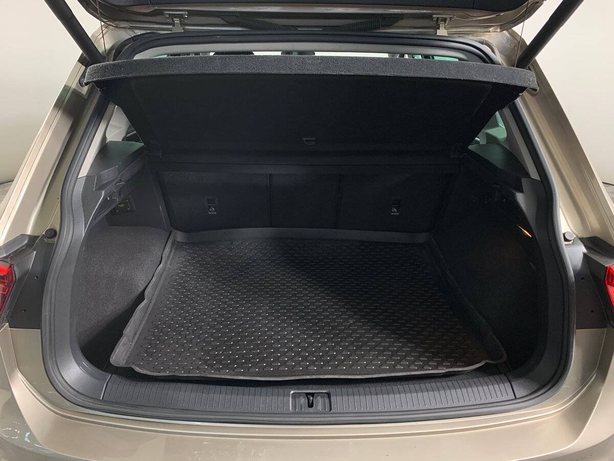 Купить Volkswagen Tiguan, 2018, 94 573 км.. Фото: #18