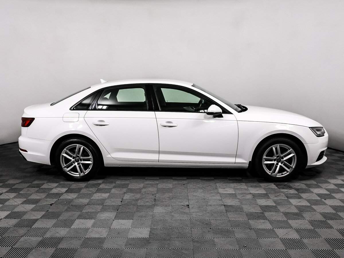 Купить Audi A4, 2018, 105 240 км.. Фото: #3