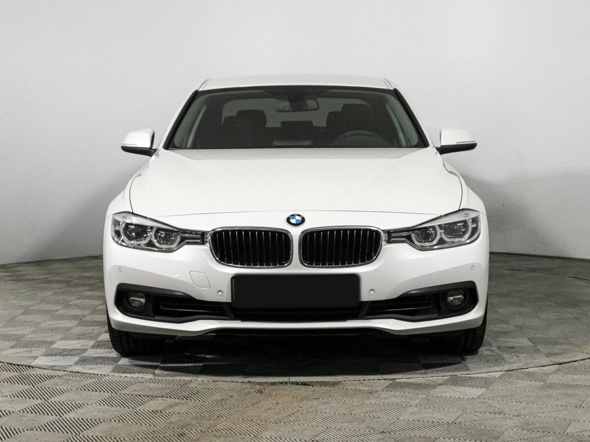 Купить BMW 3 серии, 2017, 56 783 км.. Фото: #1