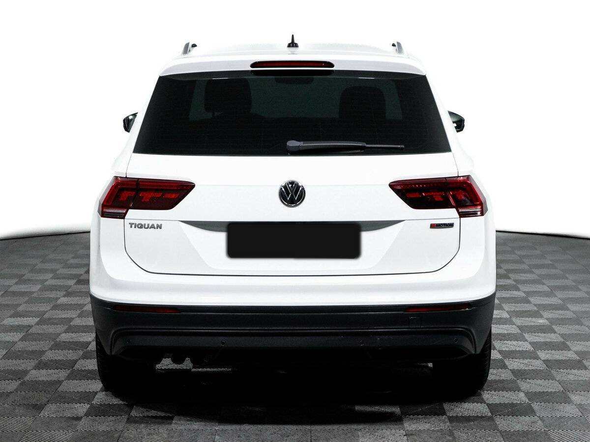Купить Volkswagen Tiguan, 2018, 63 742 км.. Фото: #5