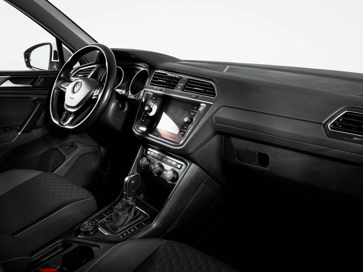 Купить Volkswagen Tiguan, 2018, 63 742 км.. Фото: #8