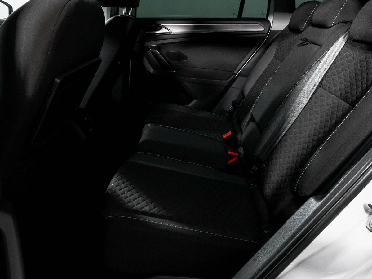 Купить Volkswagen Tiguan, 2018, 63 742 км.. Фото: #9