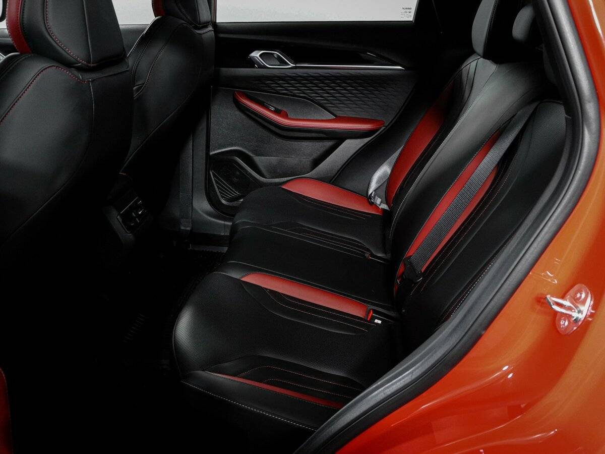 Купить Geely Coolray, 2024, 6 500 км.. Фото: #9