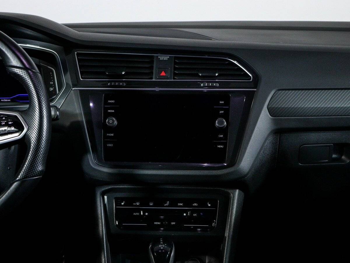 Купить Volkswagen Tiguan, 2021, 43 254 км.. Фото: #12