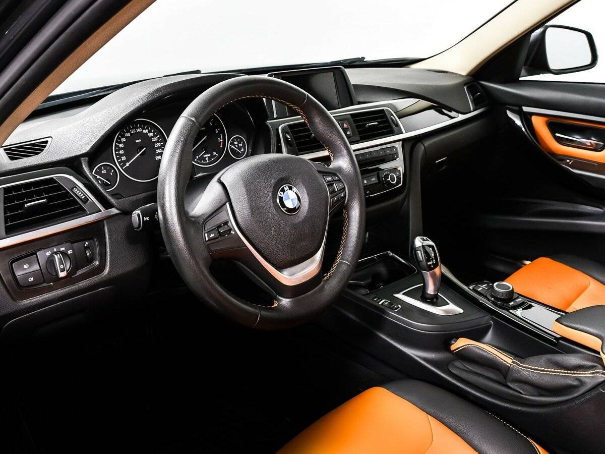 Купить BMW 3 серии, 2017, 47 008 км.. Фото: #12