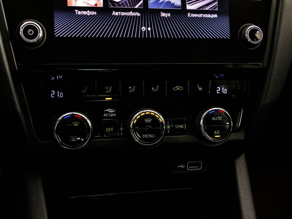 Купить Шкода Октавия, 2020, 133 526 км.. Фото: #11