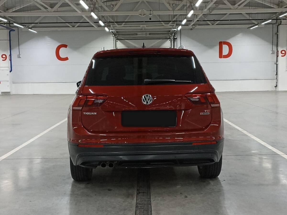 Купить Volkswagen Tiguan, 2018, 182 157 км.. Фото: #5