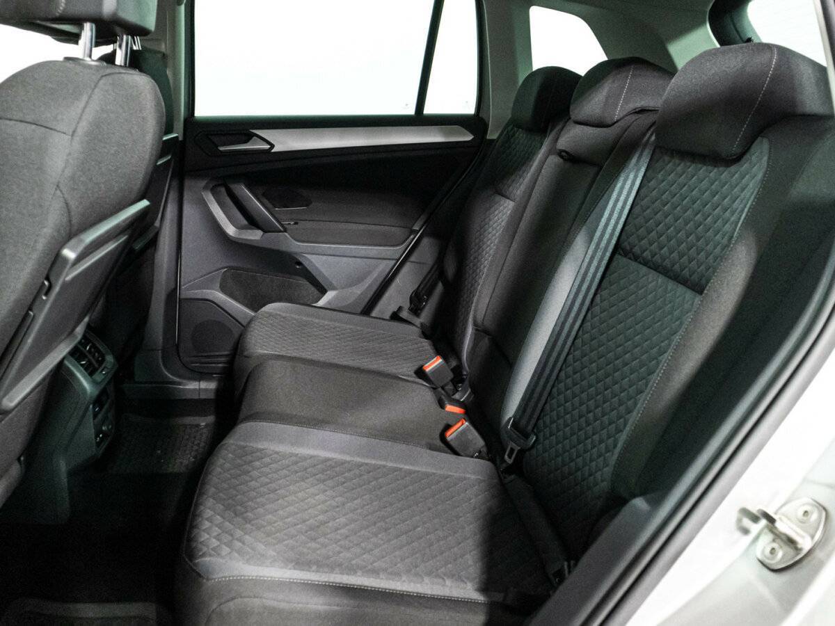 Купить Volkswagen Tiguan, 2019, 123 829 км.. Фото: #9