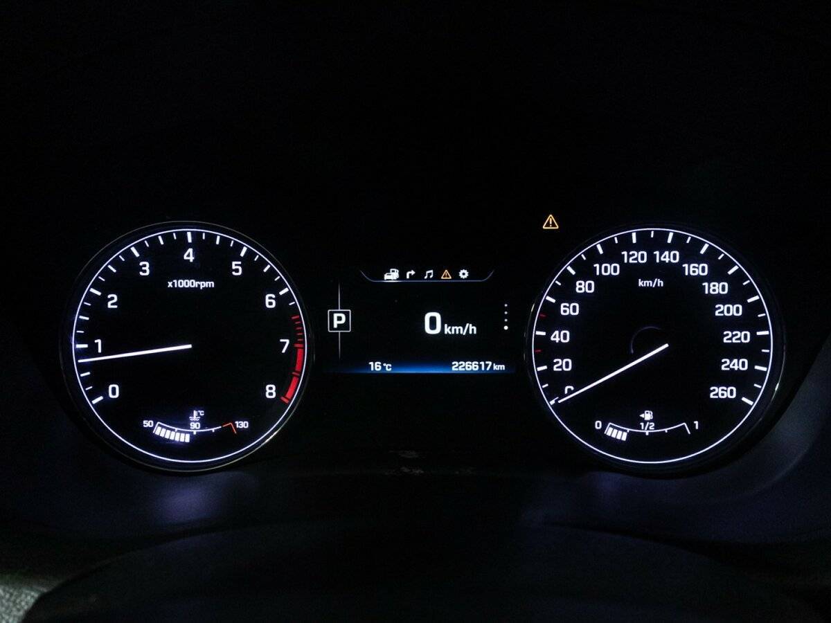 Купить Hyundai Genesis, 2015, 226 614 км.. Фото: #11