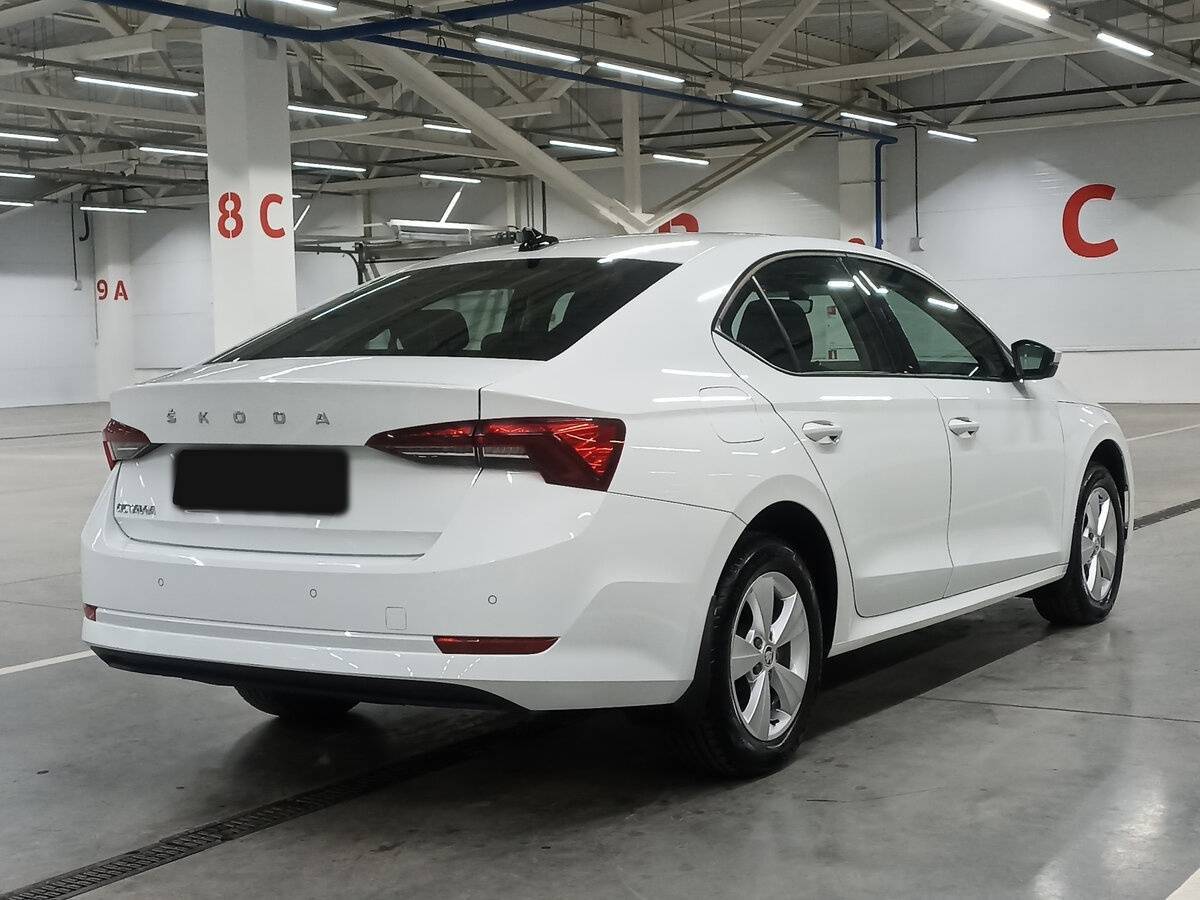 Купить Skoda Octavia, 2021, 111 178 км.. Фото: #4