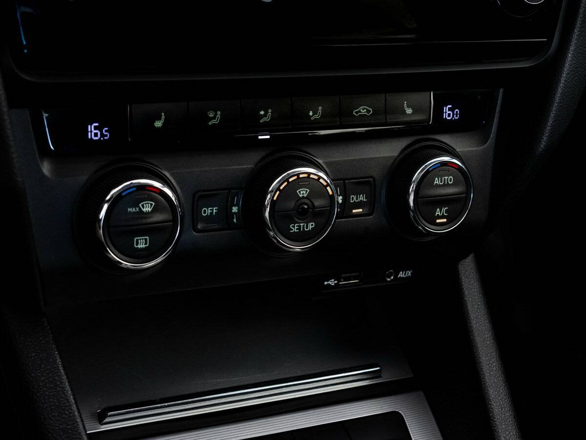 Купить Шкода Октавия, 2014, 175 370 км.. Фото: #9