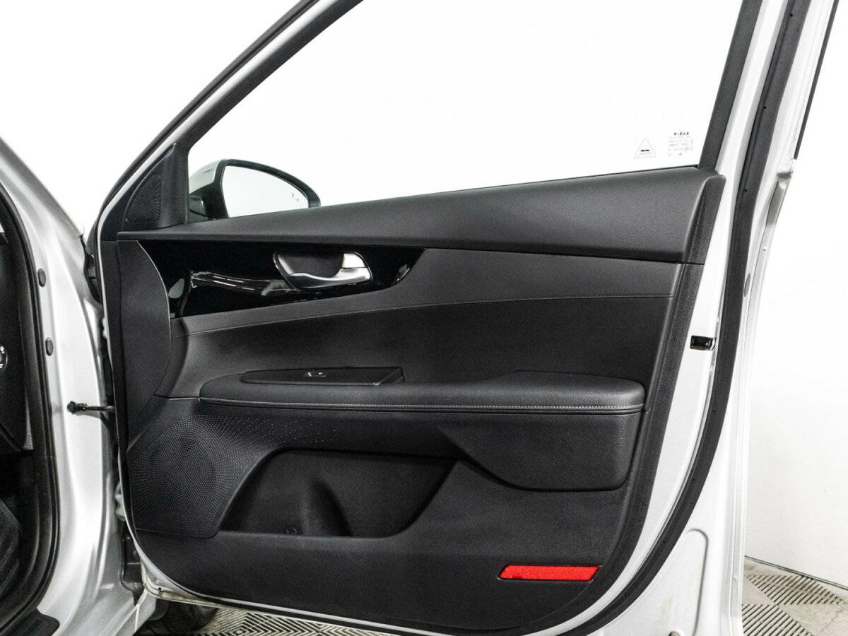 Купить Kia Cerato, 2021, 67 976 км.. Фото: #27