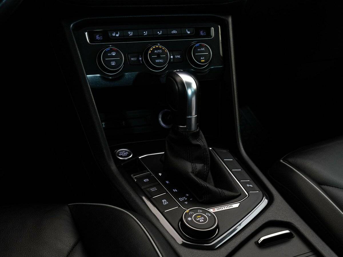 Купить Volkswagen Tiguan, 2017, 128 093 км.. Фото: #12