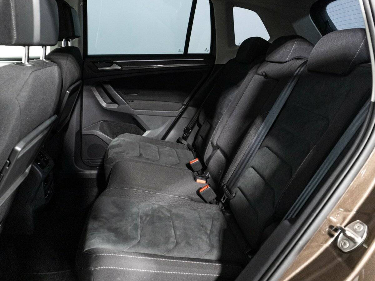 Купить Volkswagen Tiguan, 2019, 69 371 км.. Фото: #9