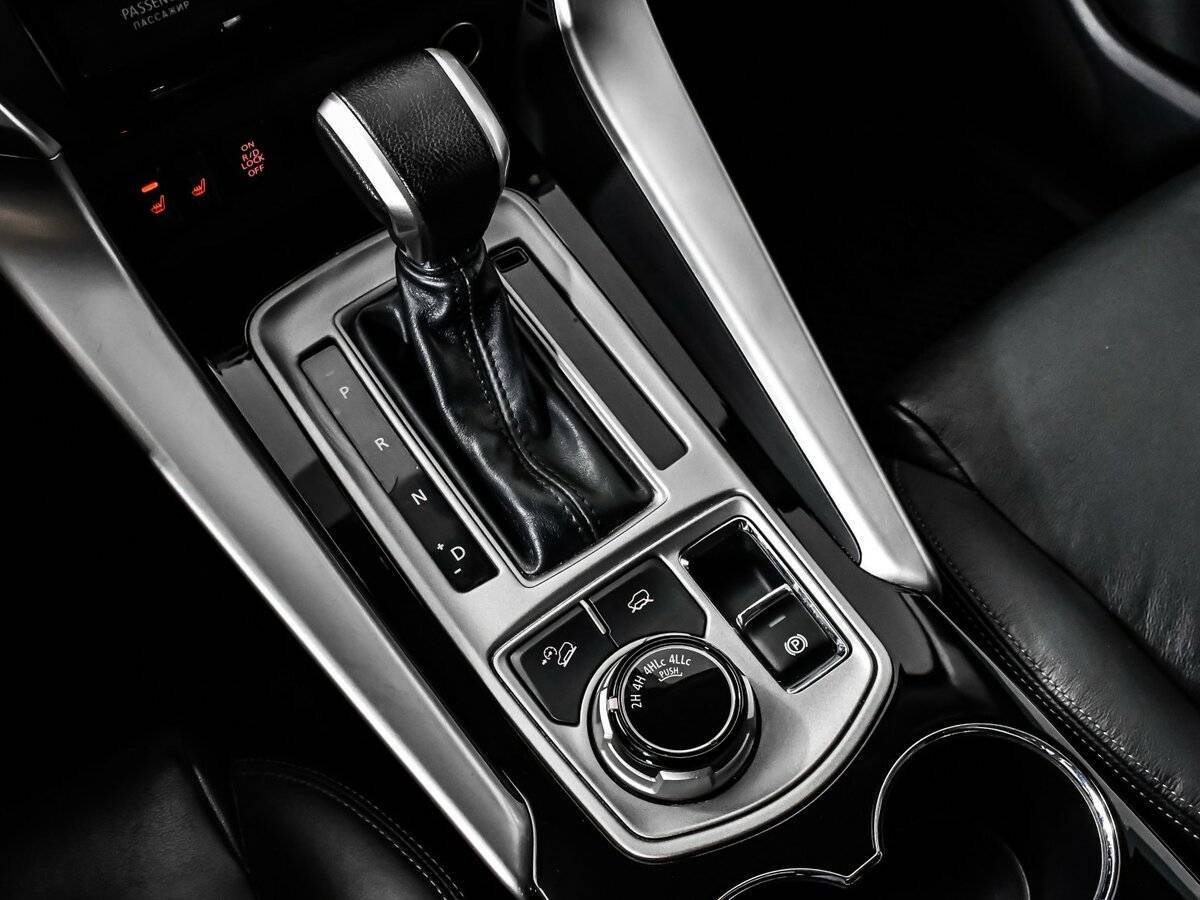 Купить Mitsubishi Pajero Sport, 2017, 138 833 км.. Фото: #18