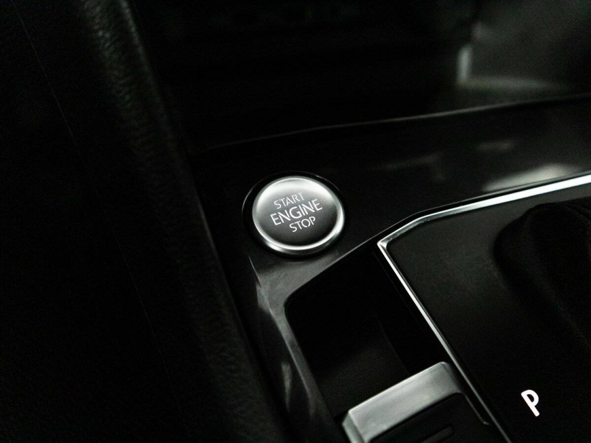 Купить Volkswagen Tiguan, 2018, 91 568 км.. Фото: #19