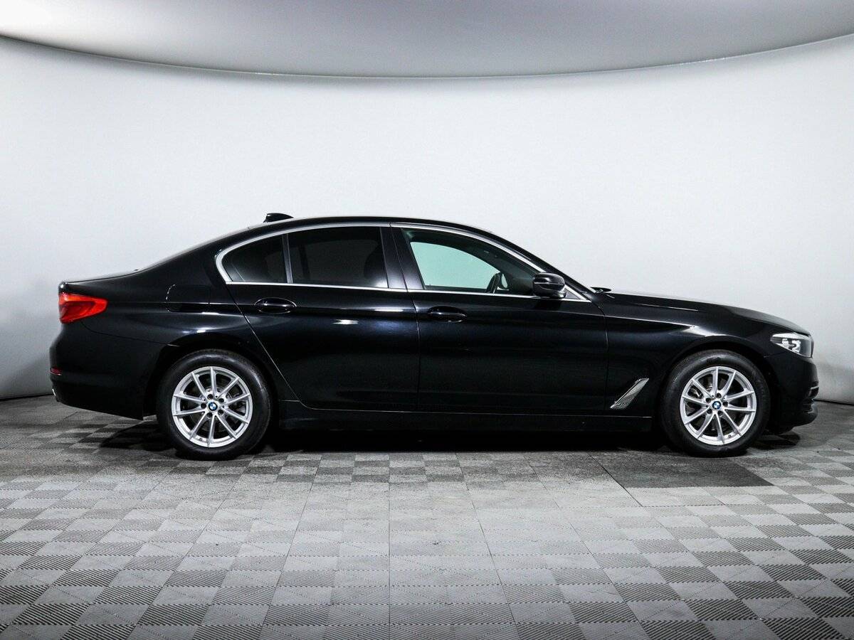 Купить BMW 5 серии, 2018, 172 819 км.. Фото: #3