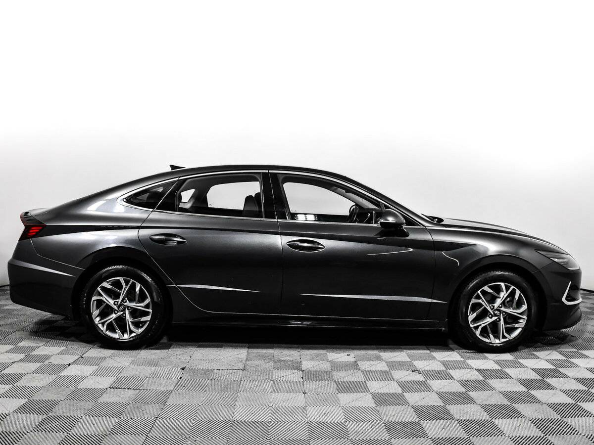 Купить Hyundai Sonata, 2019, 122 145 км.. Фото: #3