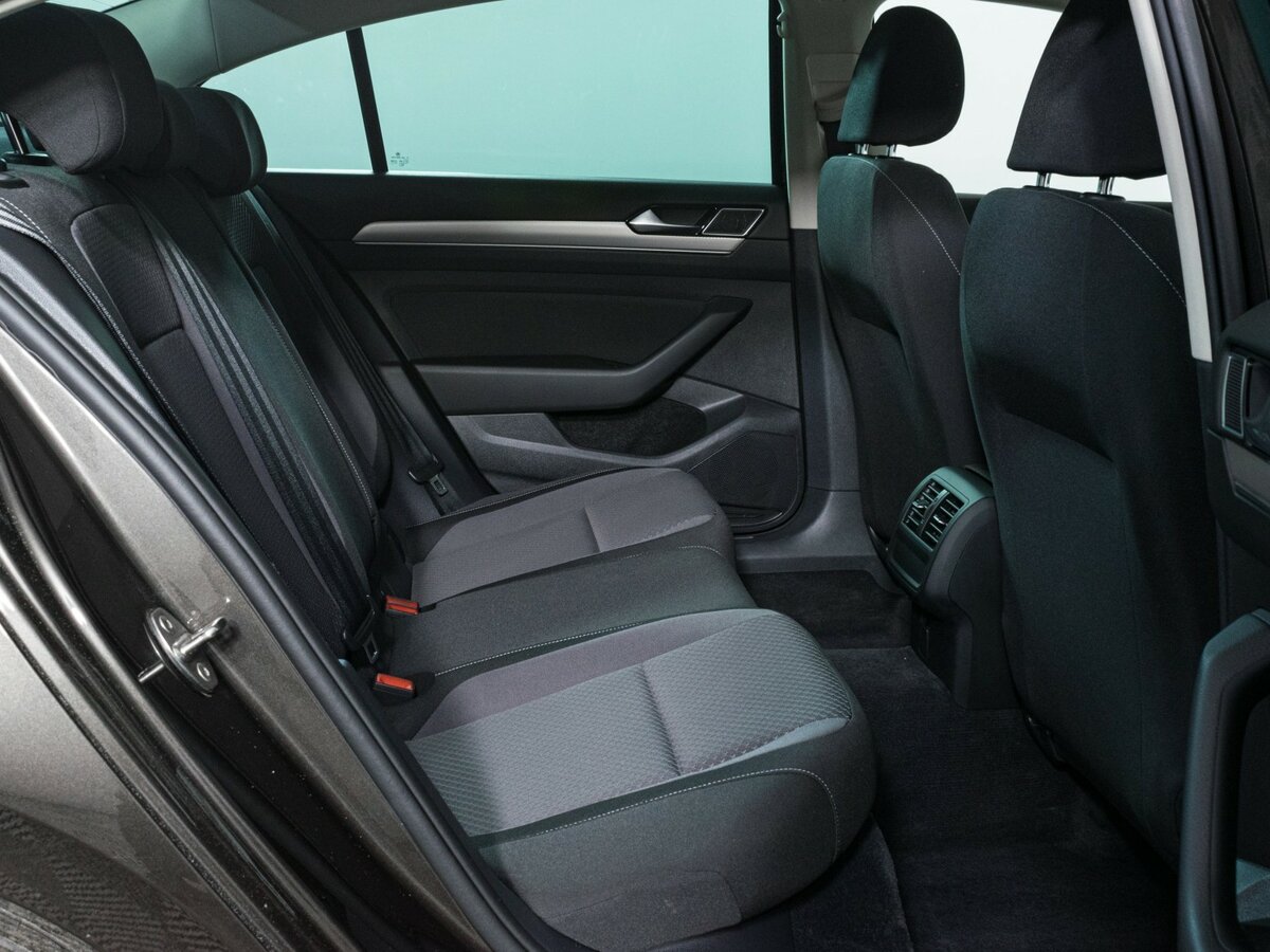 Купить Фольксваген Пассат, 2017, 97 768 км.. Фото: #8