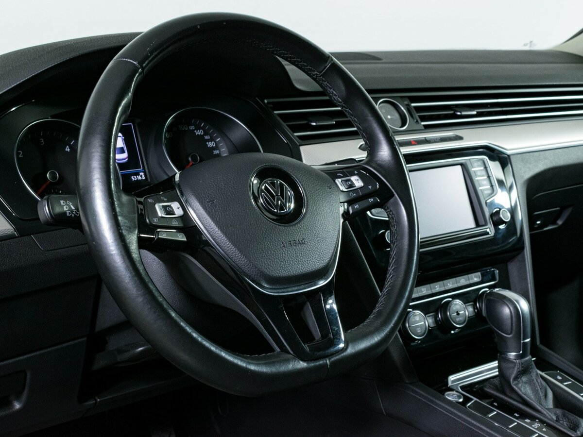 Купить Фольксваген Пассат, 2017, 97 768 км.. Фото: #10