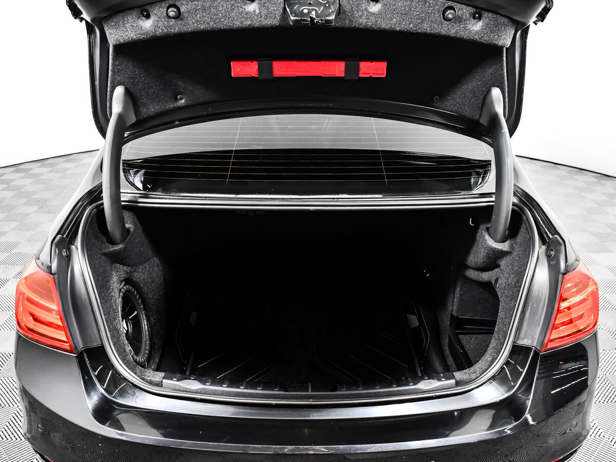 Купить BMW 3 серии, 2013, 97 818 км.. Фото: #11