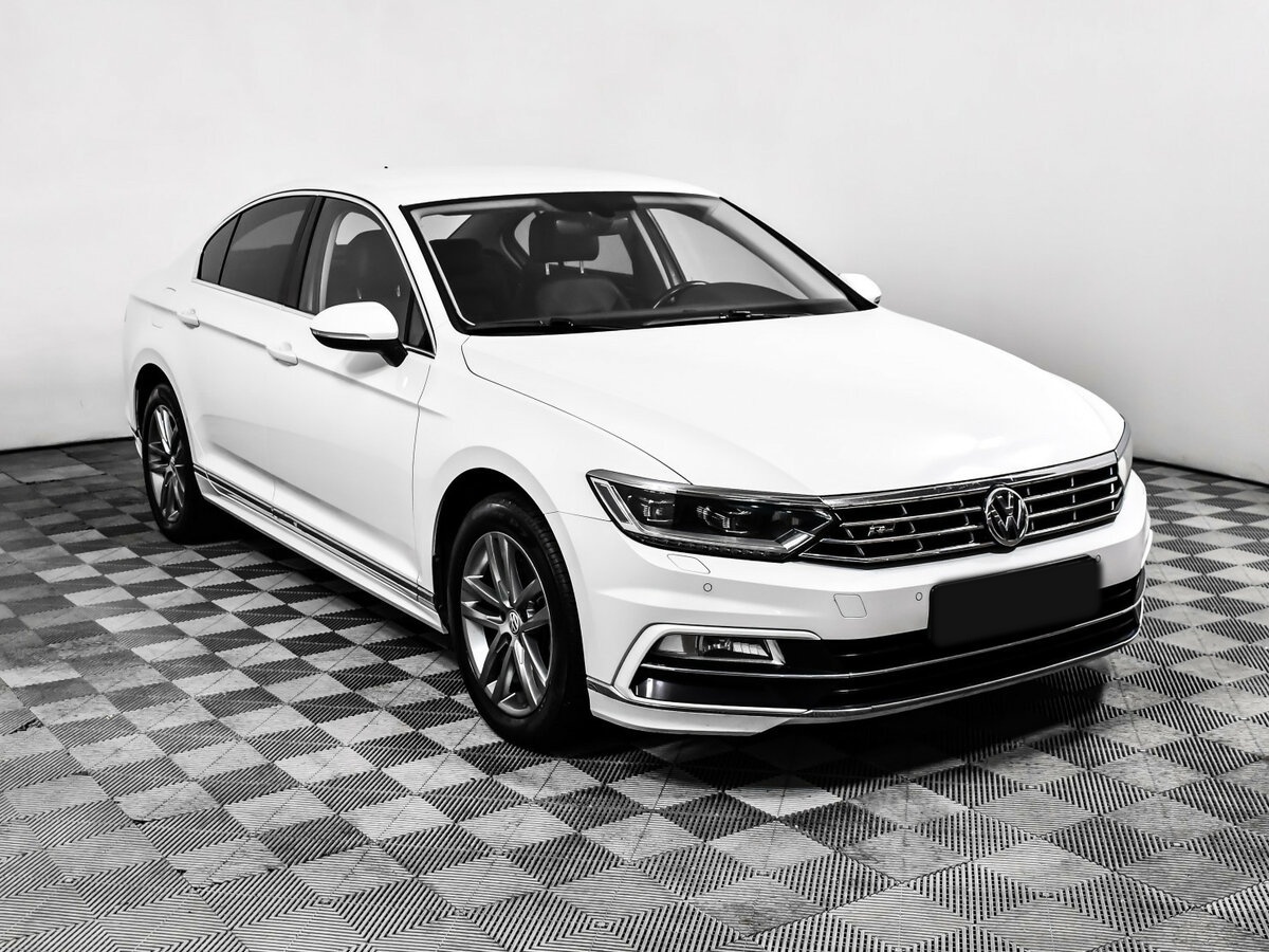 Купить Volkswagen Passat, 2018, 94 745 км.. Фото: #2