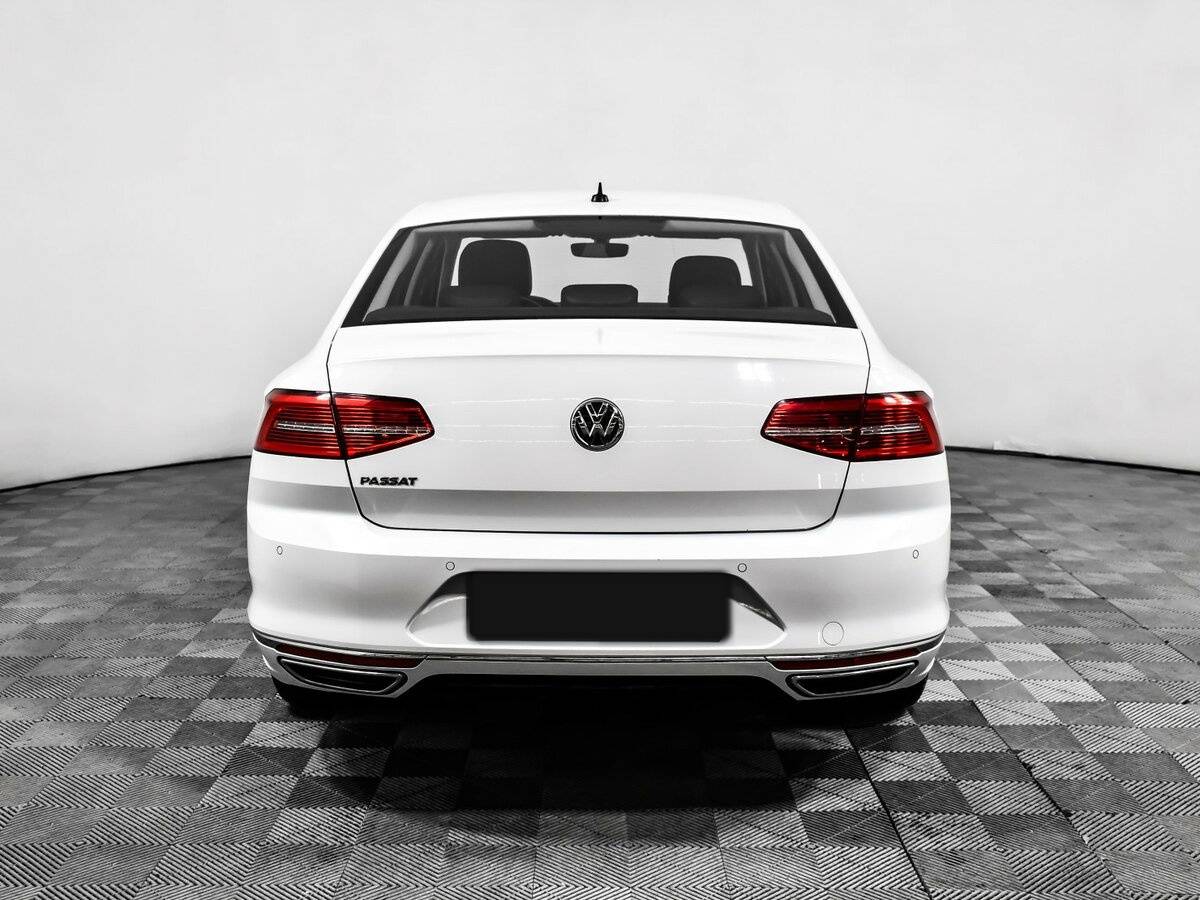 Купить Volkswagen Passat, 2018, 94 745 км.. Фото: #5